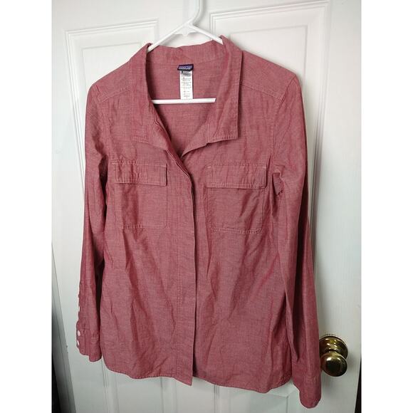 Patagonia Woman 8 Shirt 100 Organic Cotton Red V Neck Button Front Pockets - Picture 2 of 11